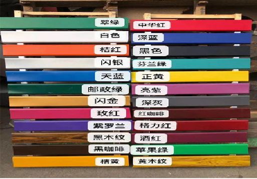 白水做招牌可以用哪些材料？